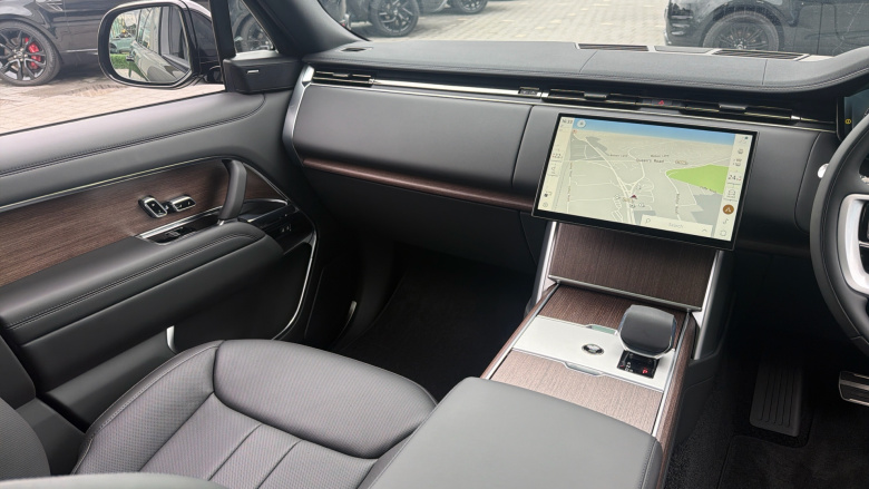 Land Rover Range Rover 3.0 P460e SE 4dr Auto Estate